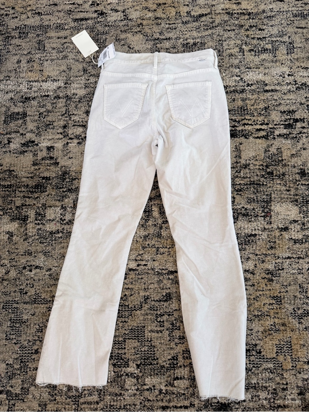 MOTHER Straight-Leg White Jeans with Raw Hem - Picture 6 of 7
